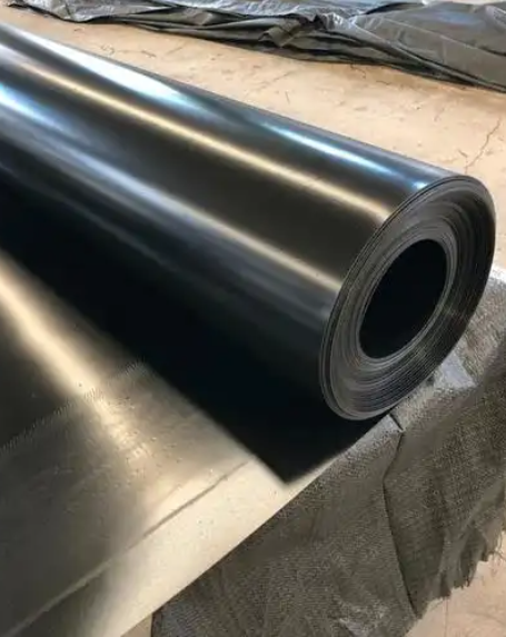 土工材料冬季施工注意事項(xiàng) 低溫環(huán)境防滲工程施工要點(diǎn)
